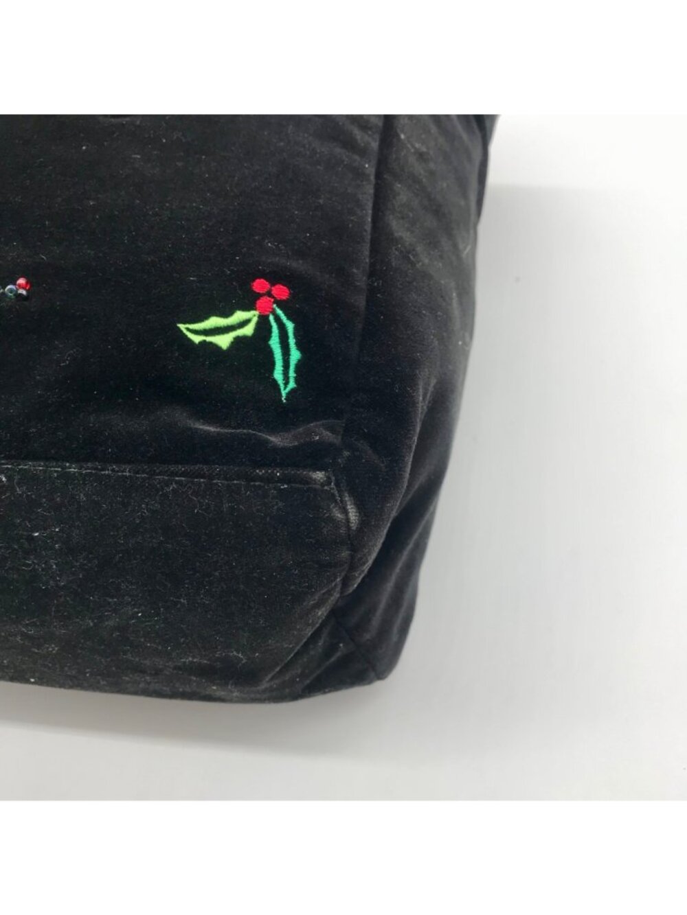 Black Velvet Holly Berry Pattern Tote Bag - Picture 8 of 11